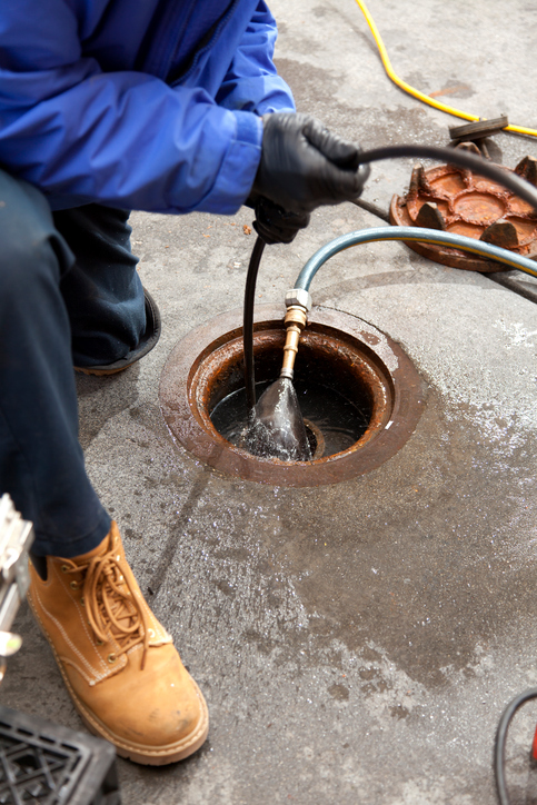 Sewer Line Cleaning by American Servicers
